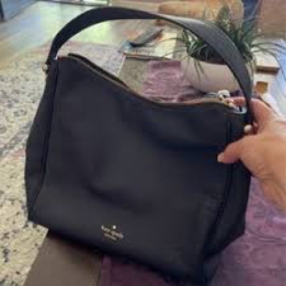 kate spade Handbags - KATE SPADE | Beautiful Navy Pebbled Leather Purse